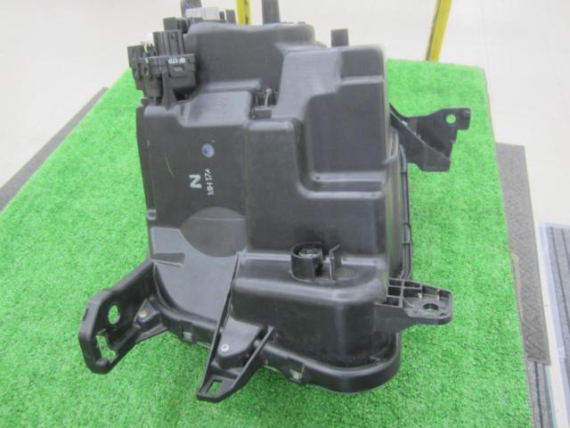 【ホンダ純正】N-BOX/JB3/4  右側