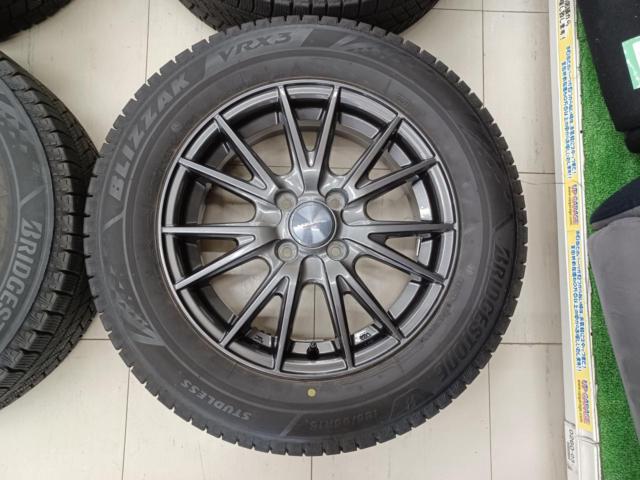 weds
VELVA
SPORT
+
BRIDGESTONE
VRX3
185 / 65R15