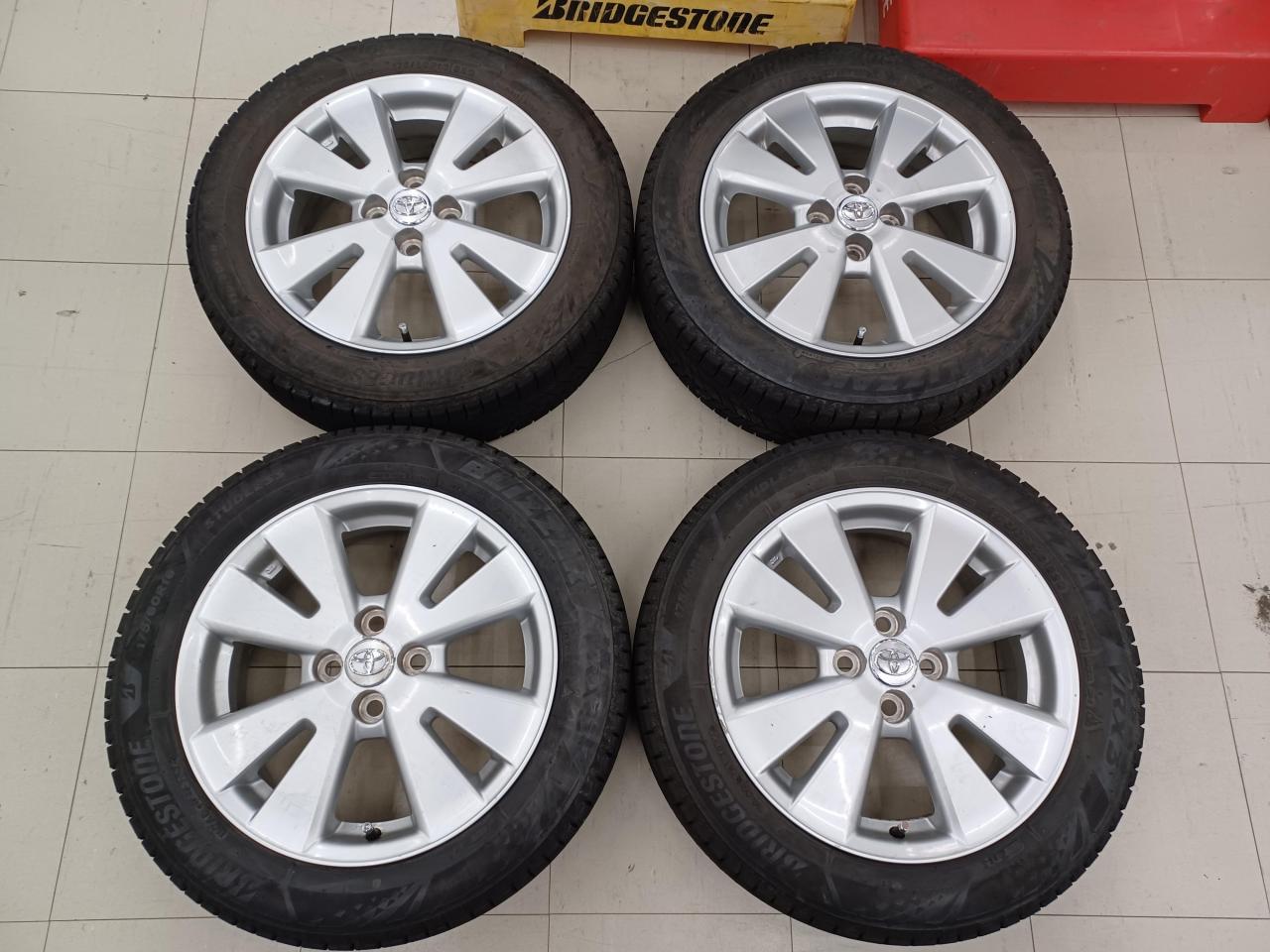 Others
Toyota genuine
+
BRIDGESTONE VRX3