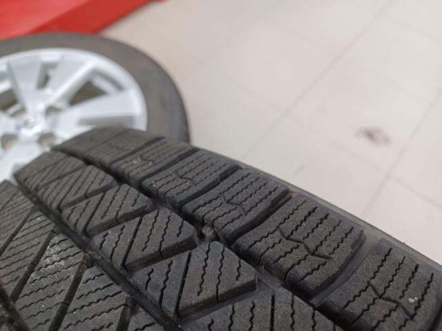 Others
Toyota genuine
+
BRIDGESTONE VRX3