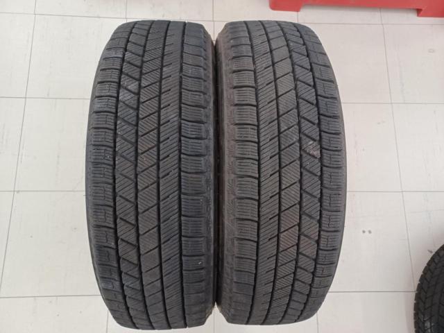 Others
Toyota genuine
+
BRIDGESTONE VRX3