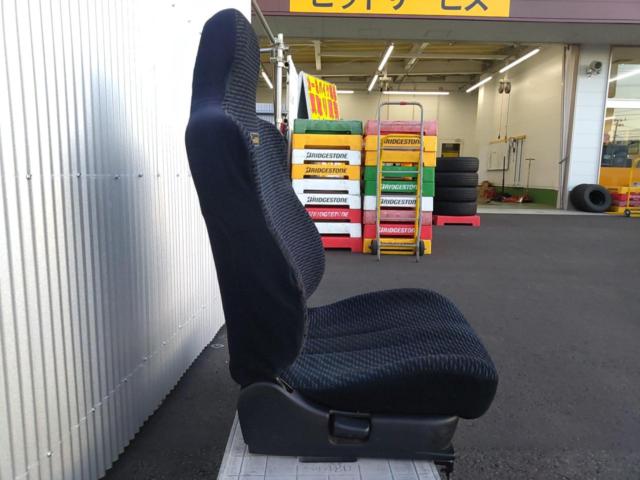 Genuine Daihatsu L502S Mira AVANZATO seat (driver's side)