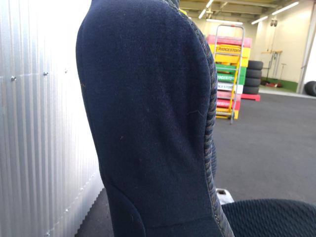 Genuine Daihatsu L502S Mira AVANZATO seat (driver's side)