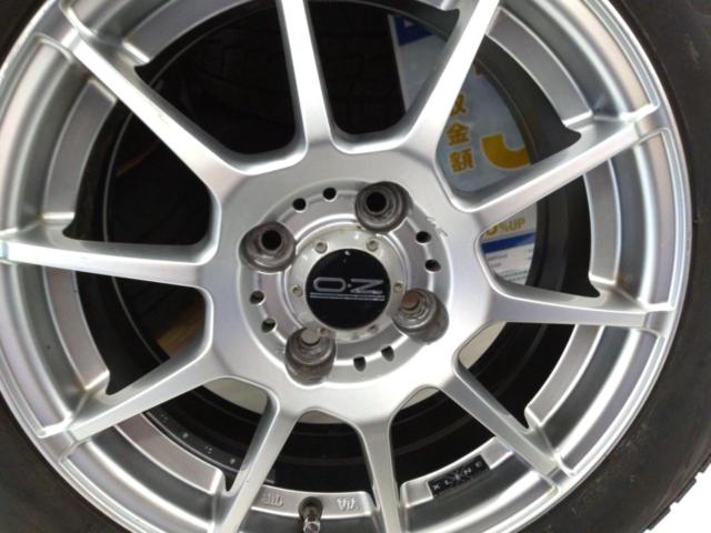 OZ(オーゼット) OZ X-LINE(オーゼットエックスライン) OZ MILANO (4HOLE)  + BRIDGESTONE(ブリヂストン) BLIZZAK VRX3