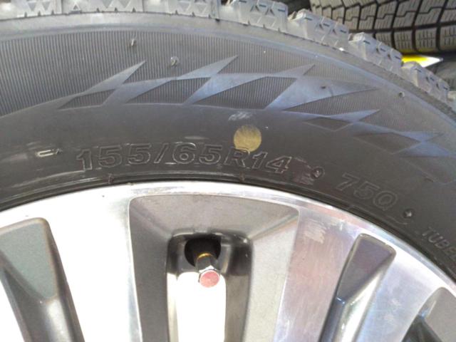 Honda original (HONDA)
Life original wheel
+
BRIDGESTONE (Bridgestone)
BLIZZAK
VRX2