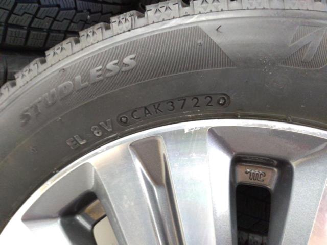 Honda original (HONDA)
Life original wheel
+
BRIDGESTONE (Bridgestone)
BLIZZAK
VRX2