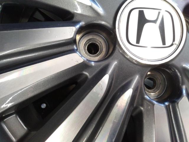 Honda original (HONDA)
Life original wheel
+
BRIDGESTONE (Bridgestone)
BLIZZAK
VRX2