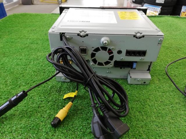 KENWOOD MDV-D707BTW AV一体メモリーナビゲーション