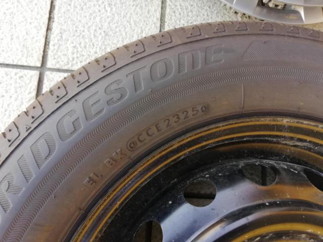 Daihatsu genuine
Mira e:S genuine steel wheels + BRIDGESTONE
Ecopia
EP150
155 / 70R13
