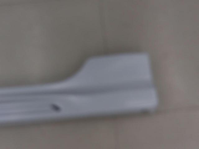 TRD210 series
Corolla Sports
Side skirts
Driver side