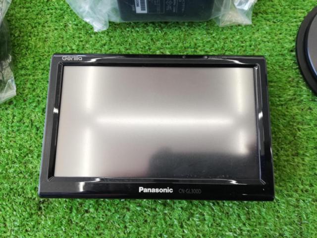 Panasonic Gorilla CN-GL300D 5V型ポータブルメモリーナビ 2011年モデル