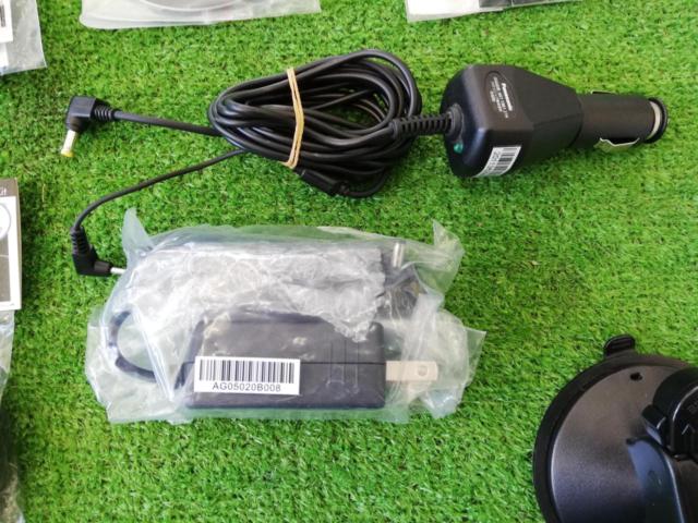 Panasonic Gorilla CN-GL300D 5V型ポータブルメモリーナビ 2011年モデル