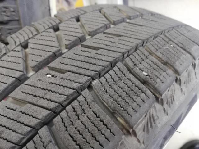 STRANGER
9-spoke + BRIDGESTONE
VRX3
155 / 65R14