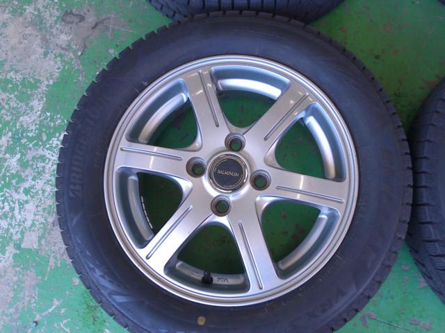 BRIDGESTONE(ブリヂストン) BALMINUM(バルミナ) GR6 (4HOLE)  + BRIDGESTONE(ブリヂストン) VRX3
