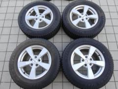 AGA 5本スポーク + DUNLOP WINTERMAXX WM03 215/65R16 2024年製造