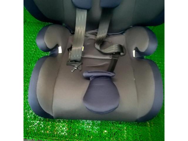 【Combi 】ミニマグランデシリーズ チャイルドシート