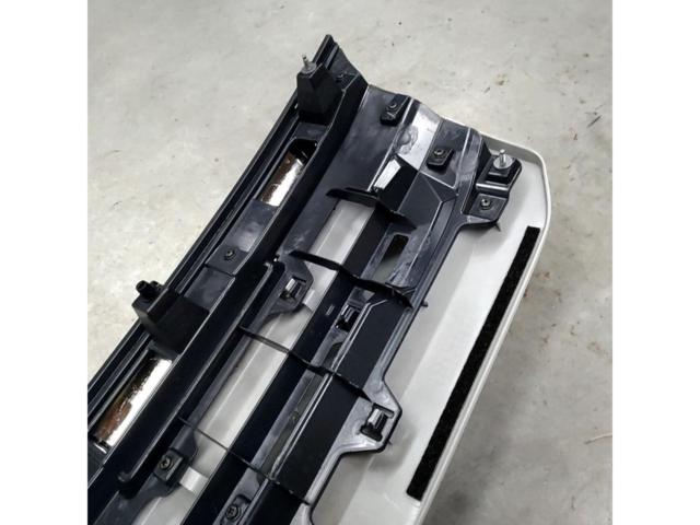 【ホンダ純正】フロントグリル N-BOX JF1/2