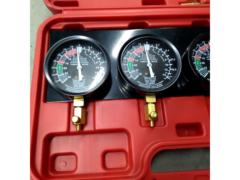 【メーカー不明】4気筒バキュームキャブレター