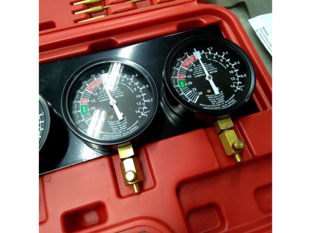 【メーカー不明】4気筒バキュームキャブレター