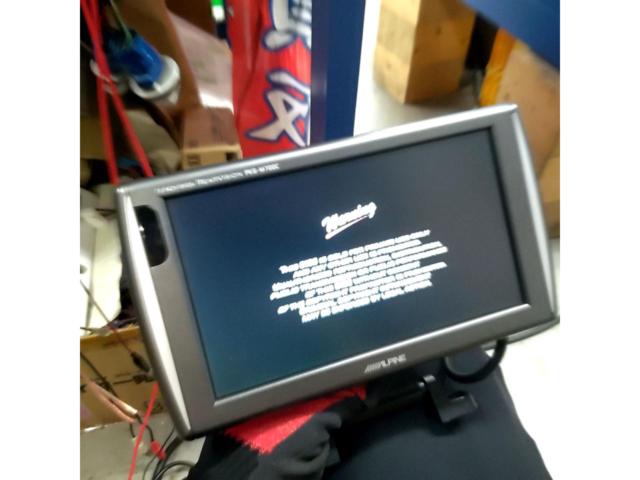 【ALPINE】 PKG-M700C 7インチヘッドレストモニター※ヘッドレストステー欠品
