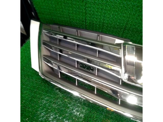 【トヨタ純正】TOYOTA 純正フロントグリル