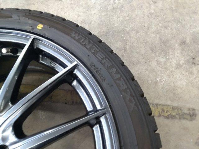 weds
VELVA
SPORT
Z
Spoke wheels
+
DUNLOP (Dunlop)
WINTERMAXX
WM02
