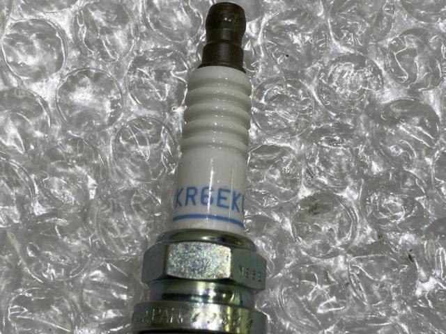 NGK
1013
Standard plug
BKR 6 EKUC
Six
