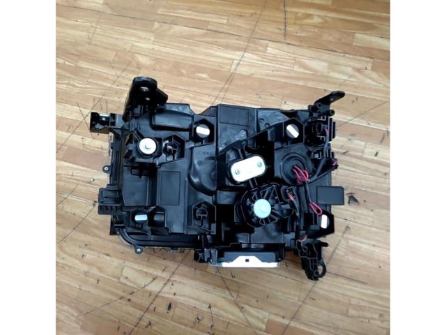 加工ベースや予備に!! 【トヨタ純正】 ランドクルーザー250VXグレード純正LEDヘッドライト
