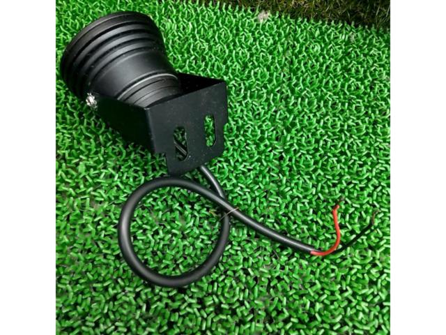 バイクでも使用可!! 【メーカー不明】 小型LEDプロジェクターフォグランプ