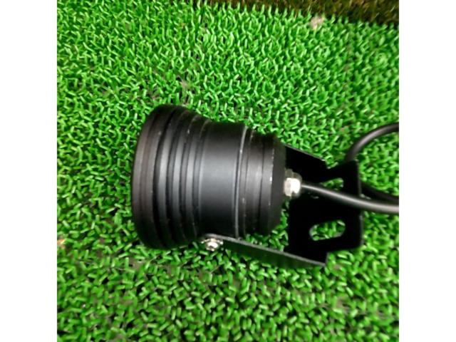 バイクでも使用可!! 【メーカー不明】 小型LEDプロジェクターフォグランプ