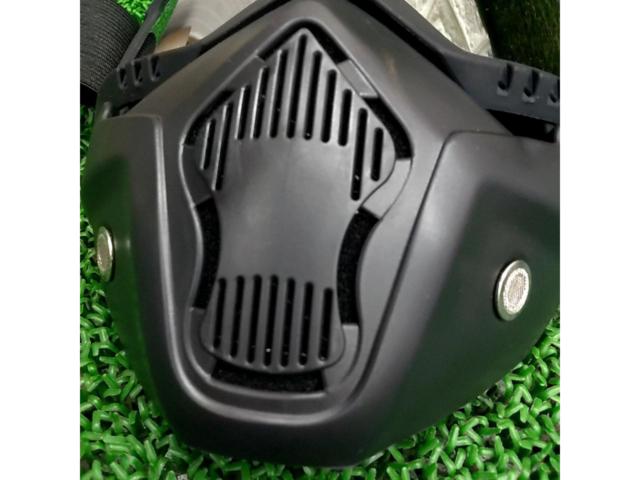 Unknown Manufacturer
Face goggles