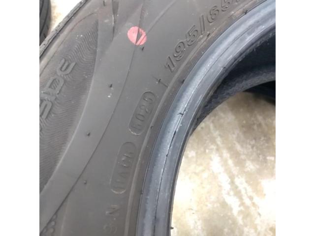 2本【ROADSTONE】 EUROVIS HP02 195/65R15