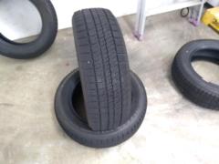 前だけ減ってしまった方!! 2本【BRIDGESTONE】 BLIZZAK VRX2 185/60R15