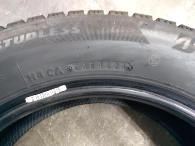 前だけ減ってしまった方!! 2本【BRIDGESTONE】 BLIZZAK VRX2 185/60R15