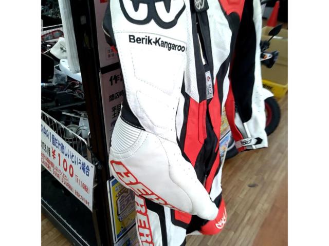 練習用などに!! 【BERIK】 レーシングスーツ