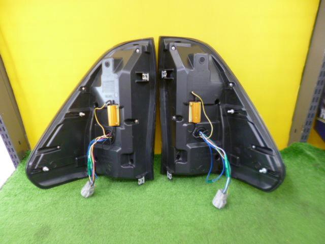 Valenti
Jewel LED tail lamp
REVO