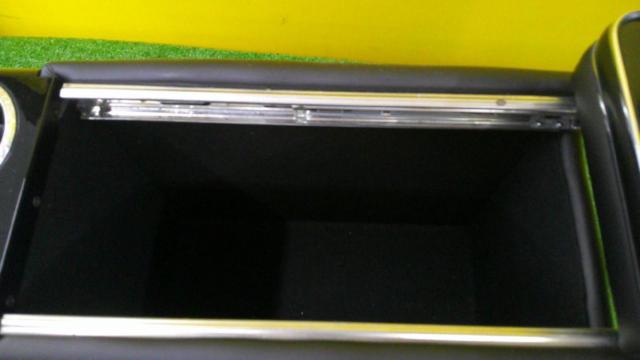メーカー不明 コンソールボックス