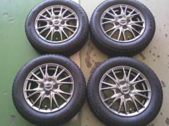 BRIDGESTONE BLIZZAK VRX2 + HOT STUFF Exceeder E05