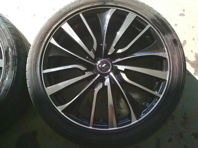 weds LEONIS VT + KENDA KR32