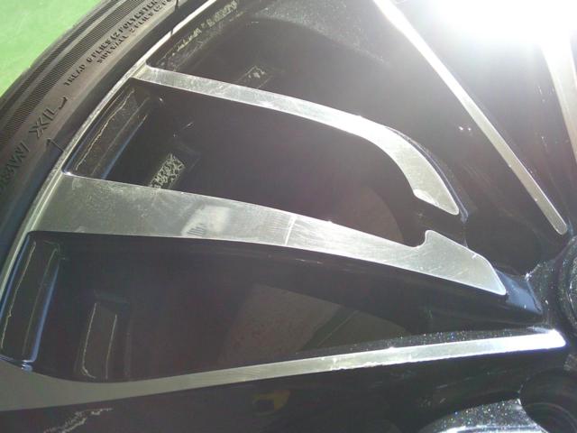 weds LEONIS VT + KENDA KR32