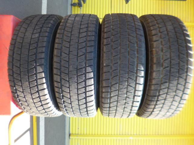 BRIDGESTONE BLIZZAK DM-V3 + HOT STUFF MAD CROSS MC-76