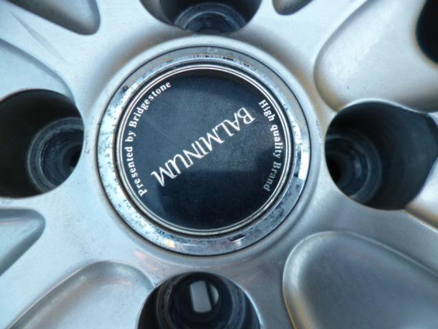BRIDGESTONE
BLIZZAK
VRX3
+
BRIDGESTONE
BALMINUM
TR10