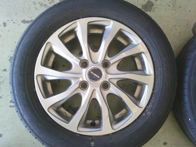 BRIDGESTONE BALMINUM TR10 + DUNLOP ENASAVE EC300+