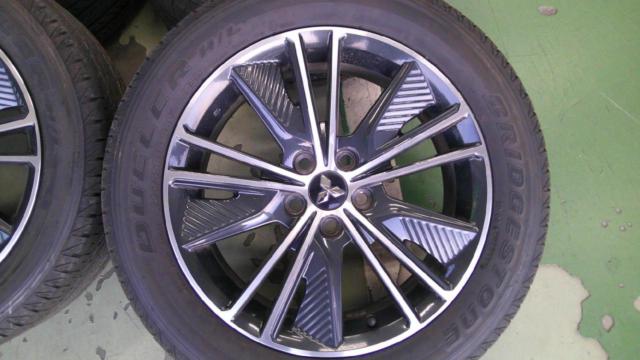 Mitsubishi
Delica D: 5
Urban gear original wheel
+
BRIDGESTONE
DUELER
H / L
860