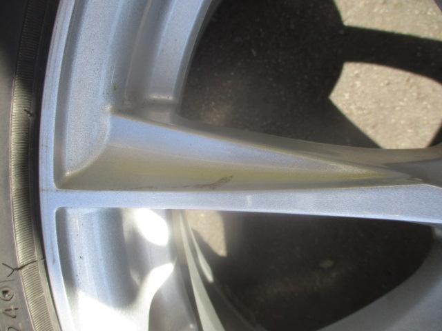 BRIDGESTONE
BLIZZAK
VRX2
+
HOT
STUFF
Exceeder
E06