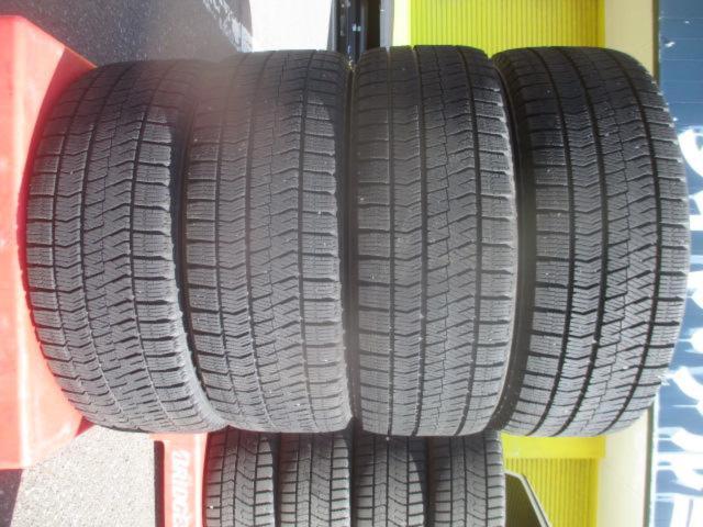 BRIDGESTONE
BLIZZAK
VRX2
+
HOT
STUFF
Exceeder
E06