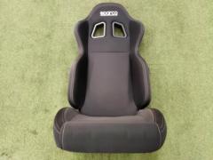 SPARCO R100J セミバケットシート