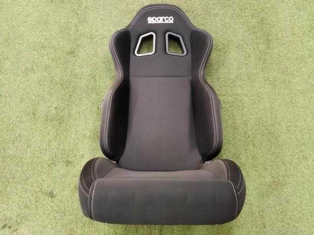 SPARCO R100J セミバケットシート