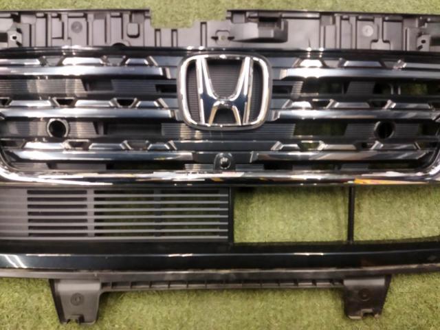 ホンダ純正 N-BOXカスタム JF5 OP フロントグリル