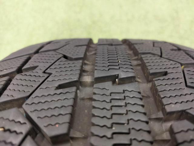 [スタッドレスタイヤ4本] TOYO OBSERVE GARIT GIZ 215/50R17 2023年モデル